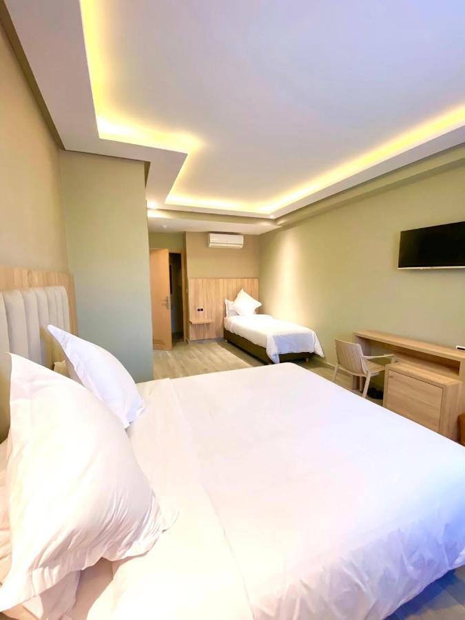 HOTEL PALACE AL SALAM , Beni Mellal Kültér fotó