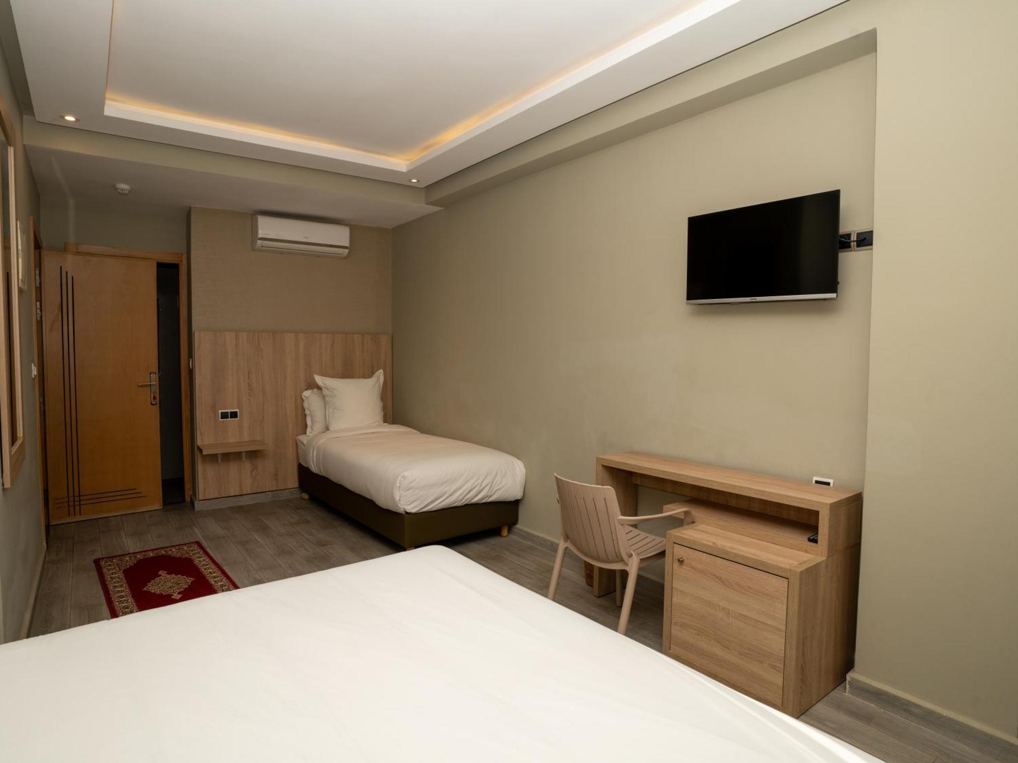 HOTEL PALACE AL SALAM , Beni Mellal Kültér fotó